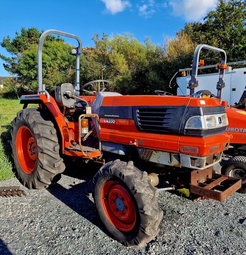 Kubota l4200 compact tractor - l4200,